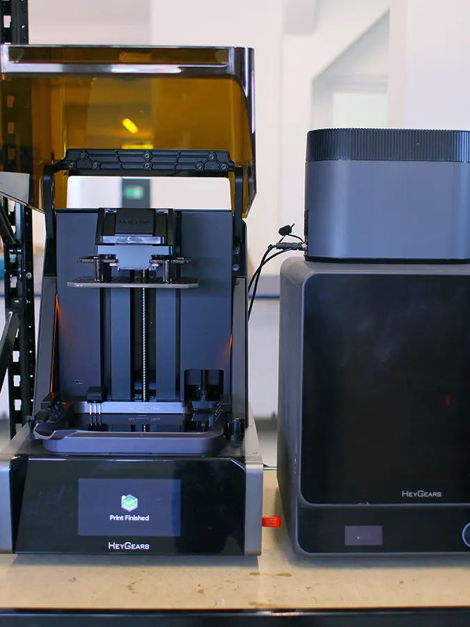 Przemysłowa drukarka żywiczna HeyGears UltraCraft