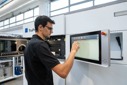 mocowanie elementów na drukarce TruPrint 2000