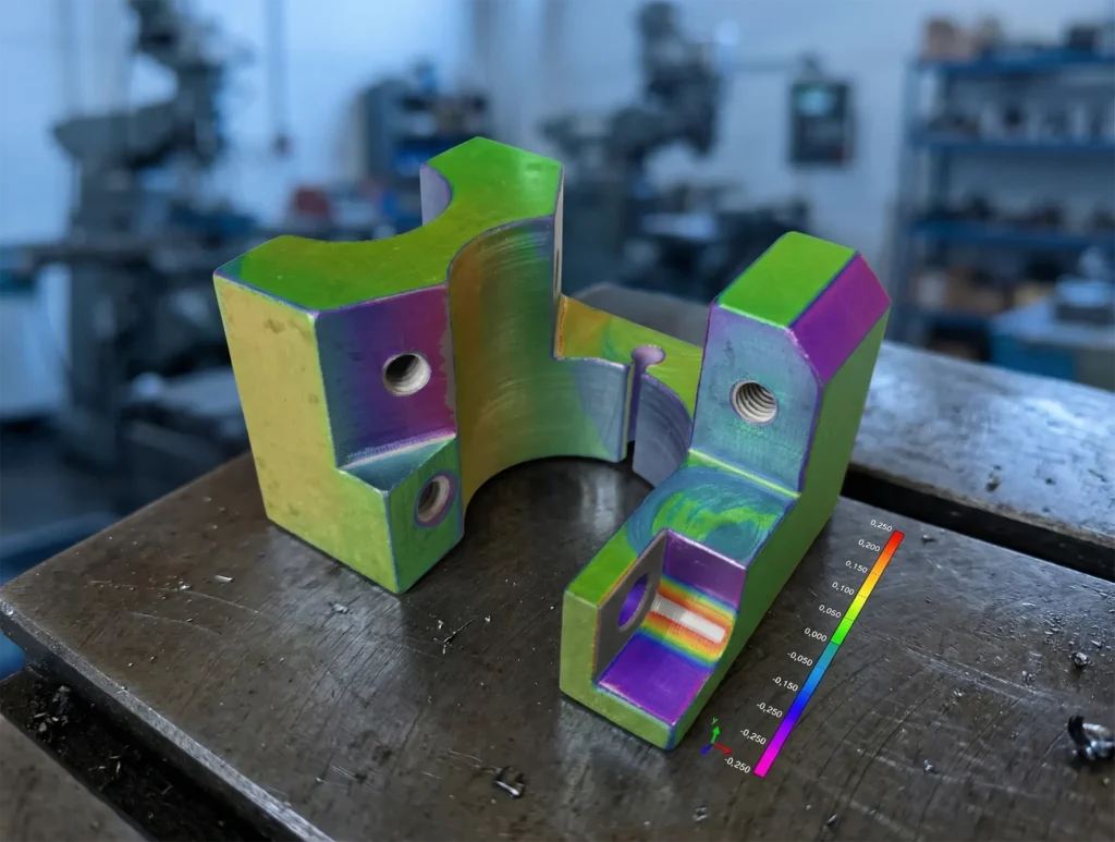 Wizualizacja mapy odchyleń na oryginalnym przedmiocie